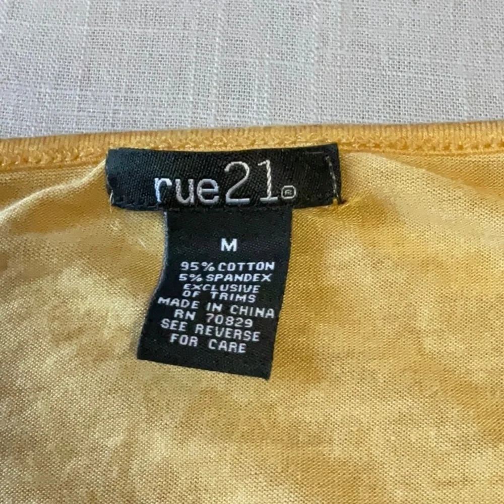 RUE21 - Picture 4 of 5